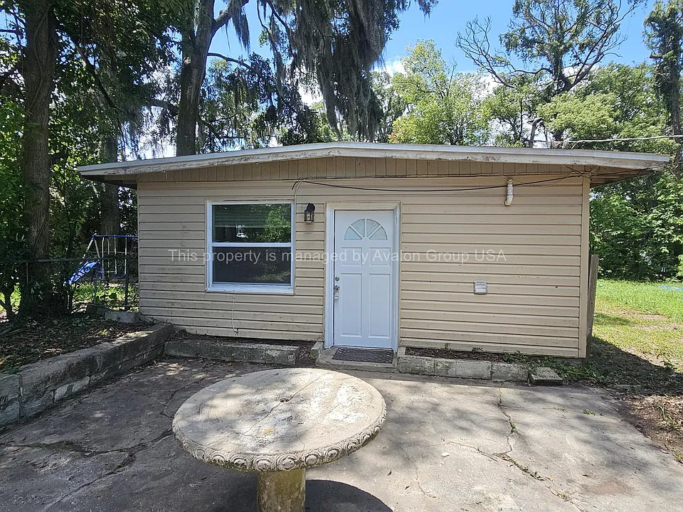 5550 Windermere Dr
