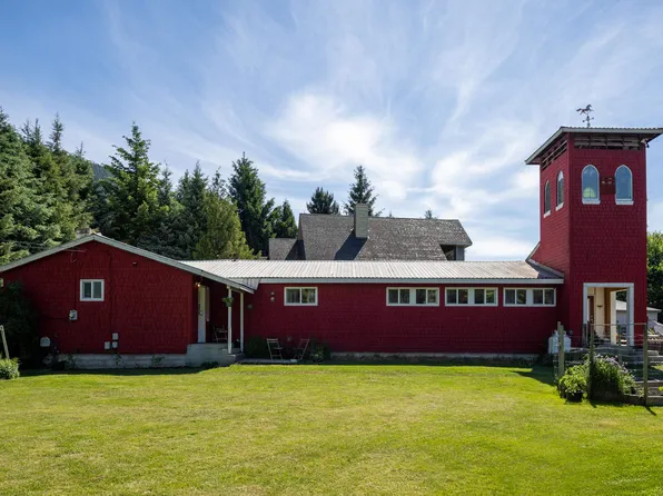 7596 Taylor Rd, Squamish Lillooet, BC V0N 2L1