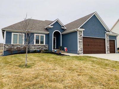 200 SW Davenport Dr, Blue Springs, MO, 64014