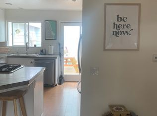 (Undisclosed Address), Encinitas, CA 92024