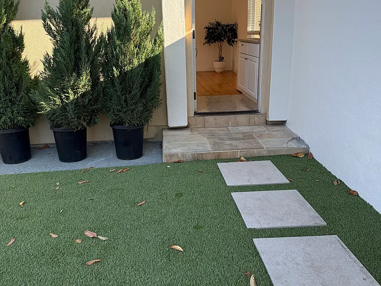 5370 Joseph Ln — Photo 3