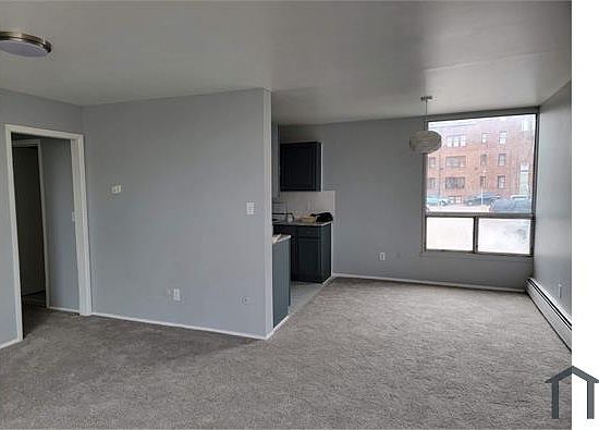 3rd image of 303 Covington Dr APT 203