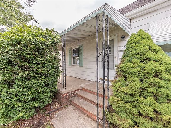 3rd image of 13112 Shady Oak Blvd