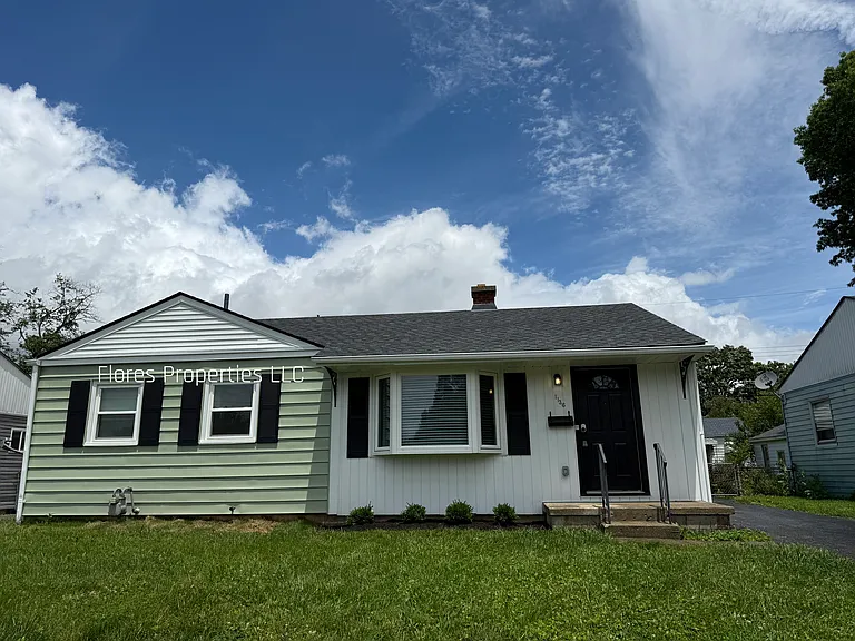 1136 Pauline Ave — Photo 41
