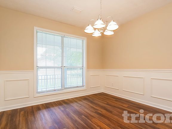 4th image of 625 Corley Brook Way