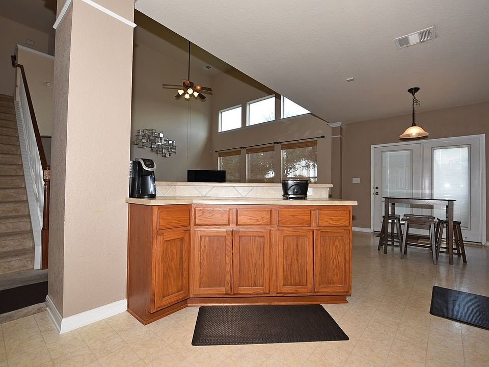 1st image of 133 Grassland Dr