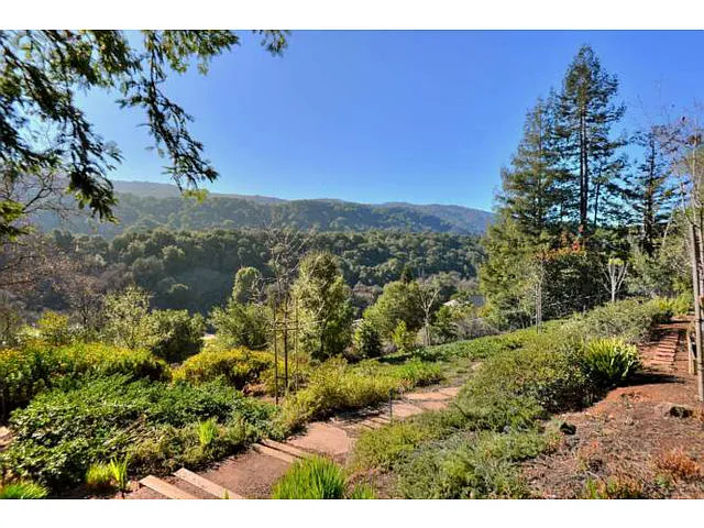10490 Albertsworth Ln photo 1