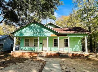 1210 N 10th St, Longview, TX 75601