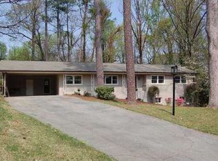 1666 Knob Hill Ct, Atlanta, GA 30329