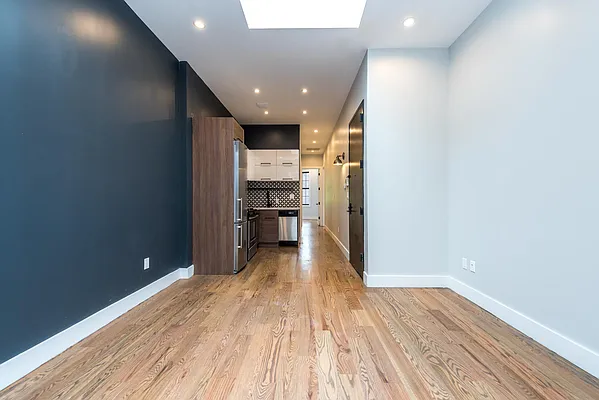 Rented by Nooklyn NYC LLC | media 32