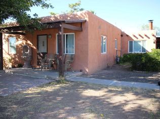 1415 Bellrose Ave NW, Albuquerque, NM 87107