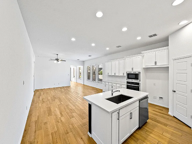 12323 Aurora Basin — Photo 10