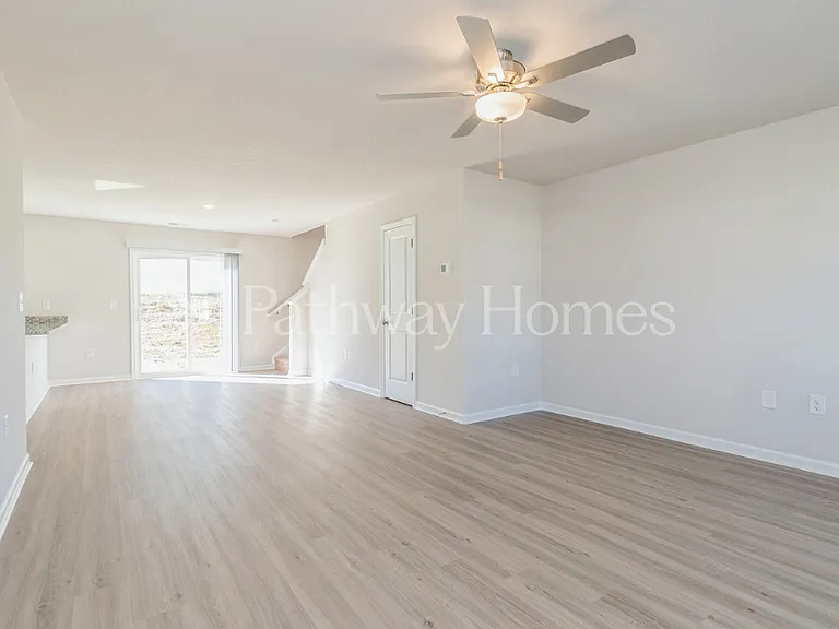 6316 Lowe Ln — Photo 6