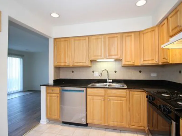 690 Marilyn Ave #110 — Photo 5