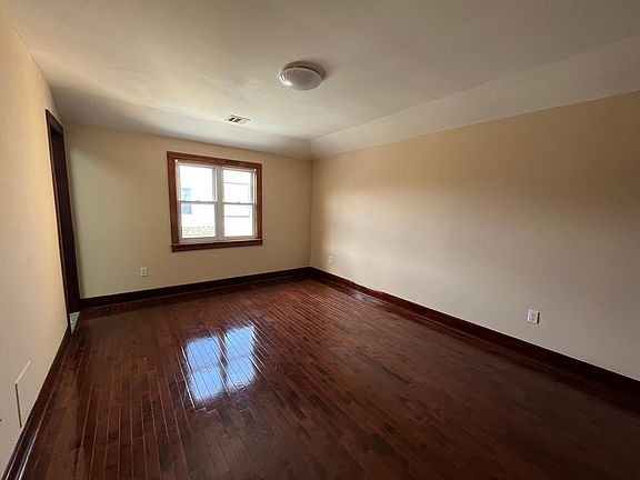 4th image of 10008 217th Ln Unit 2