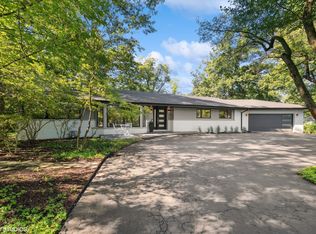 776 Whiteoaks Ln, Highland Park, IL 60035