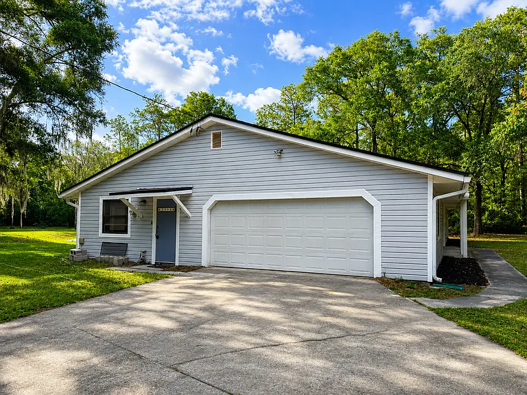 3990 Clearwater Ln — Photo 24