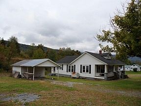 2nd image of 3068 Seneca Trl S