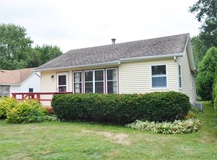641 E Sherman Ave, Oconomowoc, WI 53066