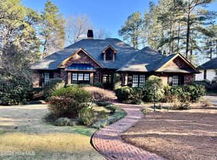 24 Thunderbird Cir, Pinehurst, NC 28374
