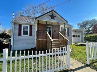 112 State St, Spencer, WV 25276