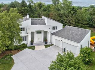10 Devonshire Ln, Lincolnshire, IL