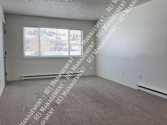 3rd image of 624 S California St APT 303