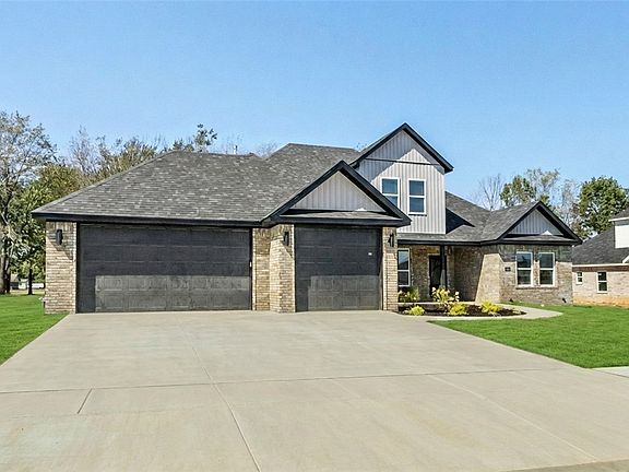 5th image of 1330 Greyback Ln