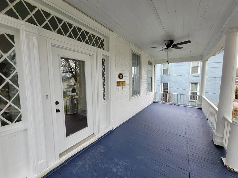215 W Main St — Photo 3