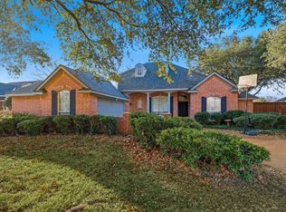 3318 Summergrove Dr, Arlington, TX 76001