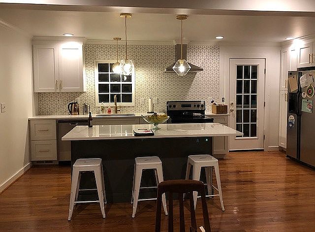 2nd image of 4125 Livingstone Pl