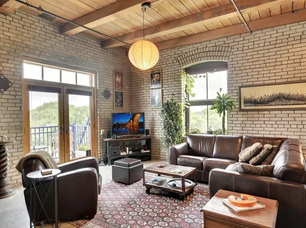 127 5th St NE APT 301, Minneapolis, MN 55413