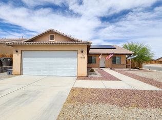 71598 Sunflower Dr, Twentynine Palms, CA 92277