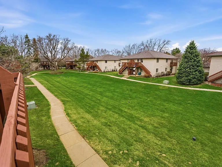 490 Westwood Ct #D — Photo 20