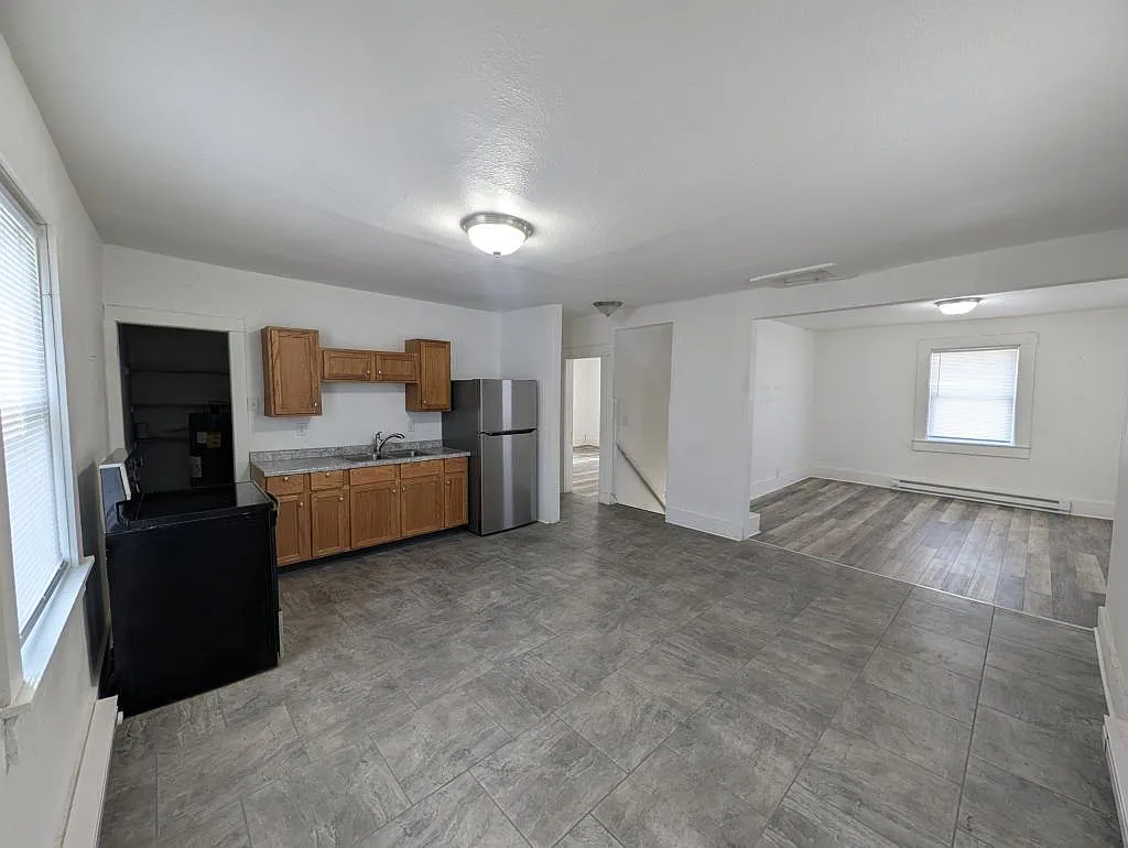 501 N. Main St., Dunkirk, IN 47336 — Photo 3