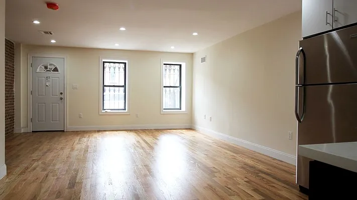 Rented by Nooklyn NYC LLC | media 10