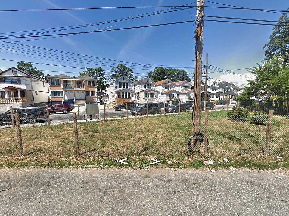 1st image of Van Siclen Street