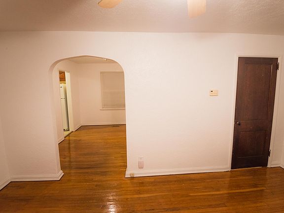 5th image of 931 Glen Way
