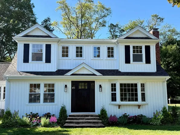 101 Jean Dr, Seekonk, MA 02771