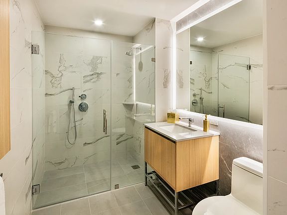 5th image of 650 1st Ave #11F