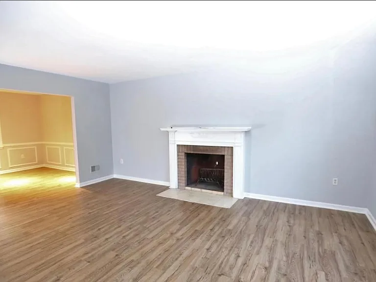 12203 Dillard Pl — Photo 5