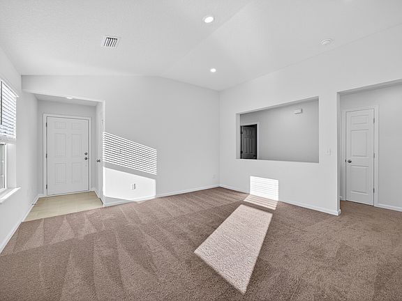 2nd image of 33 Somerset Ave