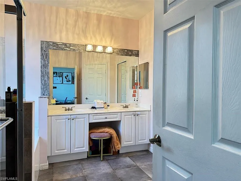 15582 NE Summit Place Cir #405 — Photo 5