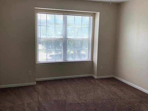 5th image of 4062 Cedars Pkwy APT A