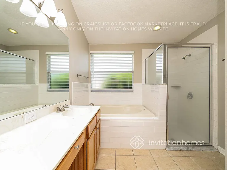 16320 Bridgeglade Ln — Photo 12