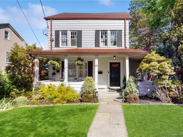331 Stanley Avenue, Mamaroneck, NY 10543