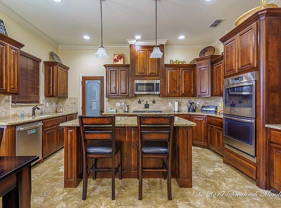 3rd image of 4303 Saltillo Ct