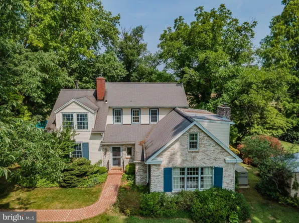 205 Heisers Ln, Carlisle, PA 17015