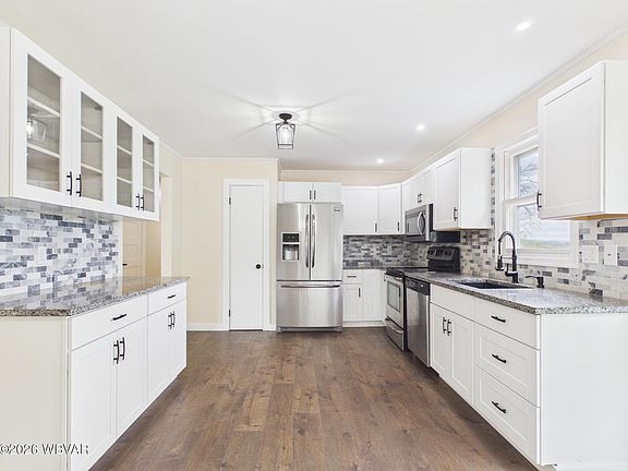 4th image of 174 Casale Rd