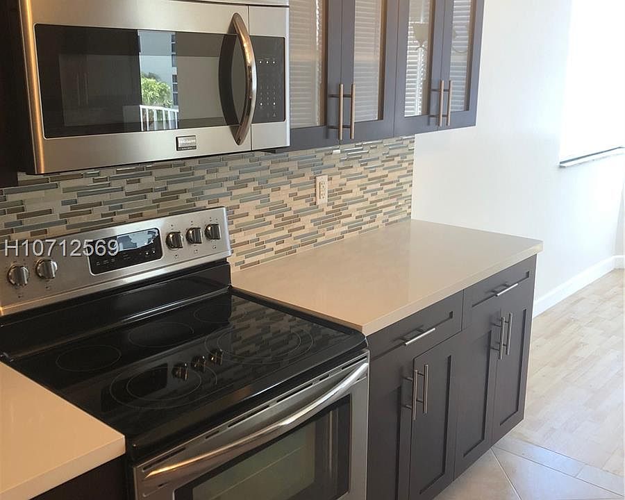 1st image of 16546 NE 26th Ave APT 4G